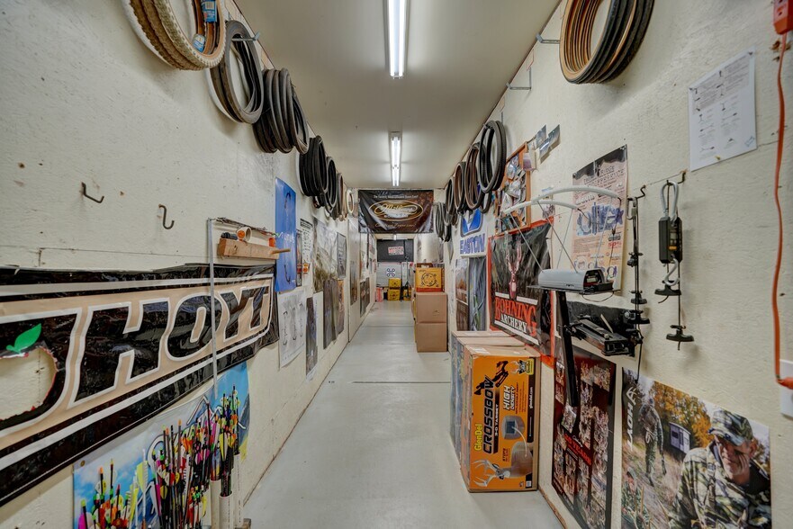 More Photos Of 7281 S State Rd, Goodrich Freestanding For Sale