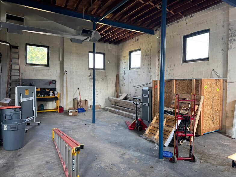 More Photos Of 240 Chapel Rd, South Windsor Industrial For Sale