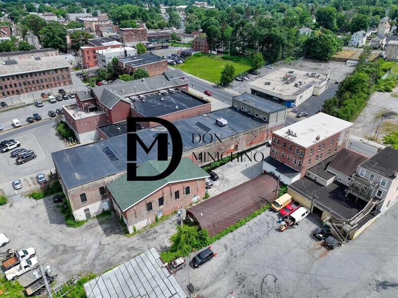 More Photos Of 489 Main St, Poughkeepsie General Retail For Lease