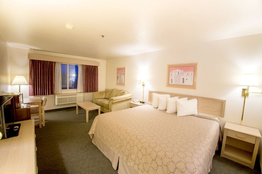 More Photos Of 520 N Moapa Valley Blvd, Overton Hotel For Sale