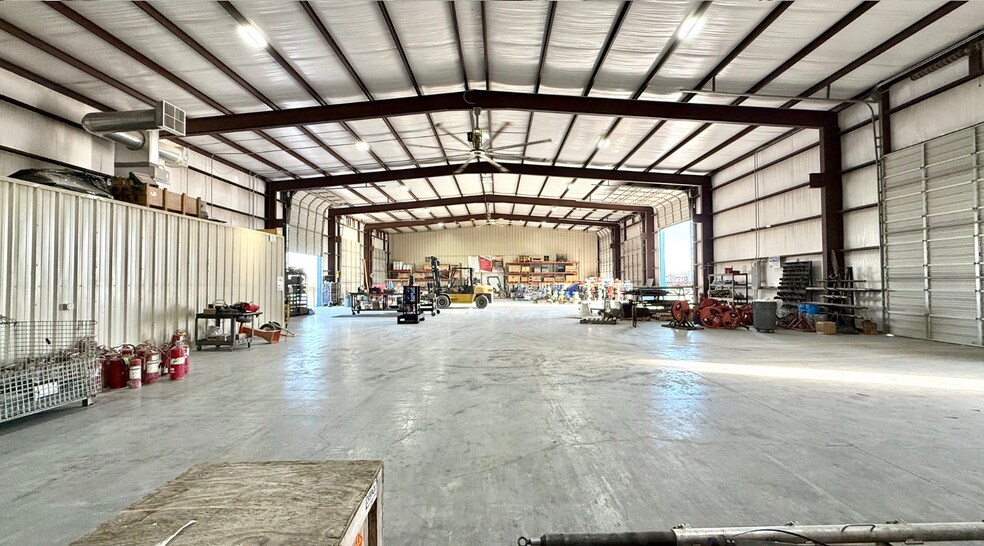 More Photos Of 11000 W County Road 72, Midland Distribution For Lease
