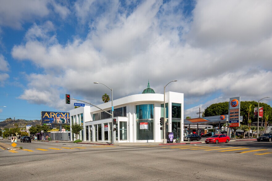 More Photos Of 700 N Fairfax Ave, Los Angeles Storefront For Lease