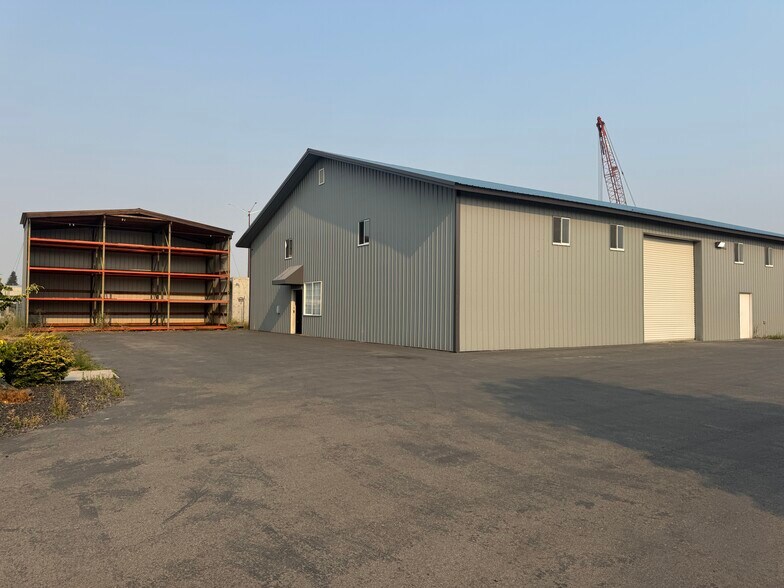 More Photos Of 25415 E Kildea Rd, Newman Lake Office For Lease