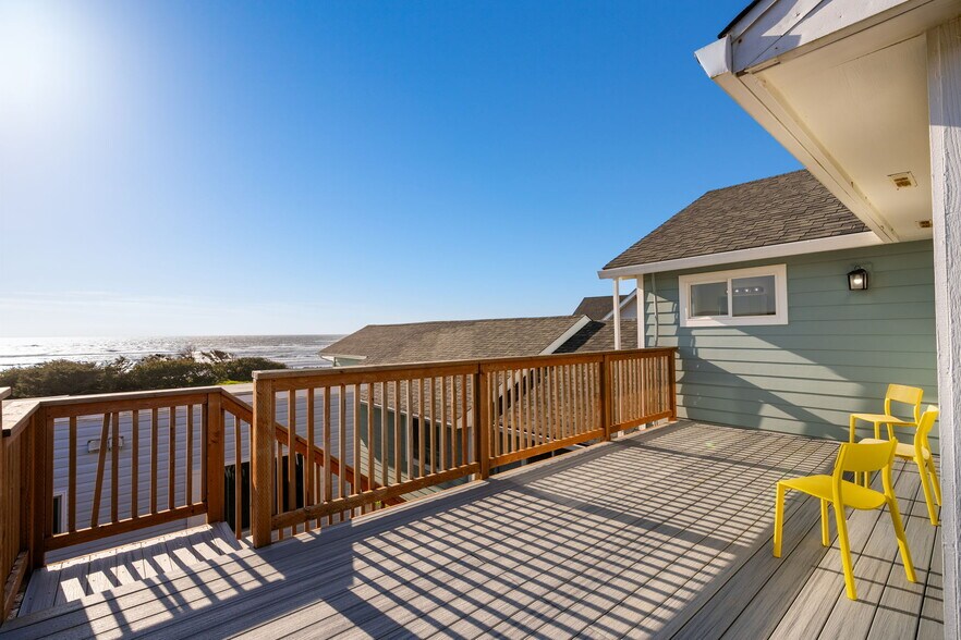 More Photos Of 259 S Pacific St, Rockaway Beach Specialty For Sale