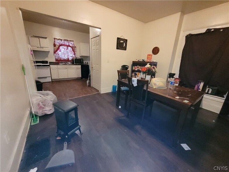 More Photos Of 3514 S Salina St, Syracuse Apartments For Sale