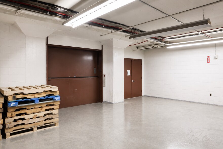 More Photos Of 140 58th St, Brooklyn Unknown For Lease