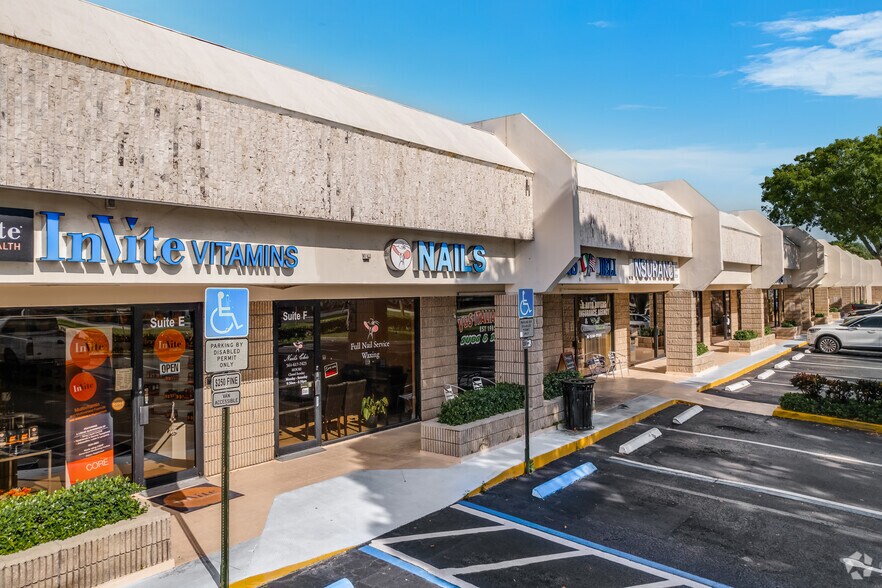 More Photos Of 2621 N Federal Hwy, Boca Raton Unknown For Lease