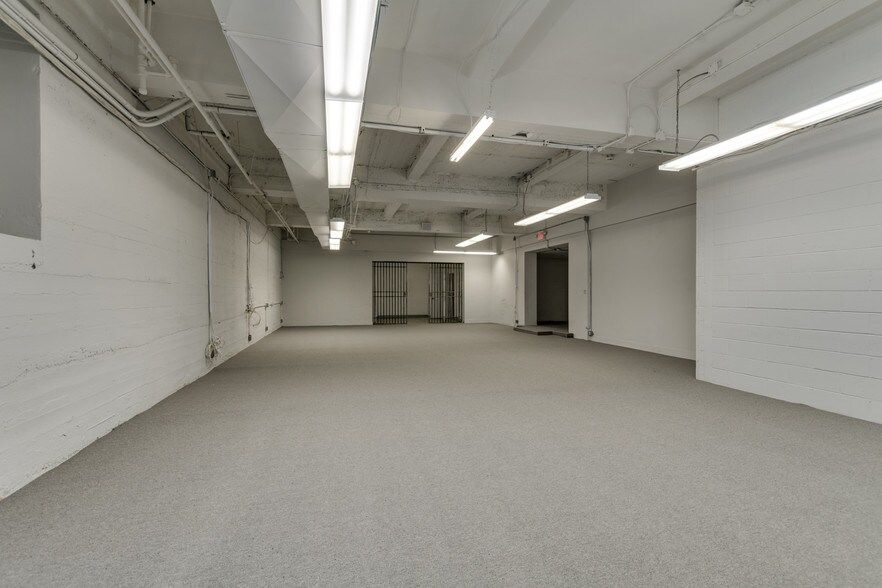 More Photos Of 166-170 Jericho Tpke, Floral Park Loft Creative Space For Lease