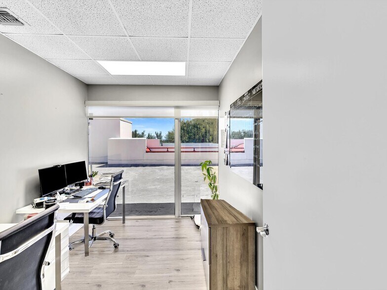 More Photos Of 6175 NW 153rd St, Miami Lakes Medical For Lease