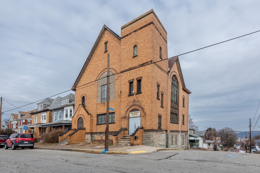 Primary Photo Of 2117 Jenny Lind St, Mckeesport Religious Facility For Sale