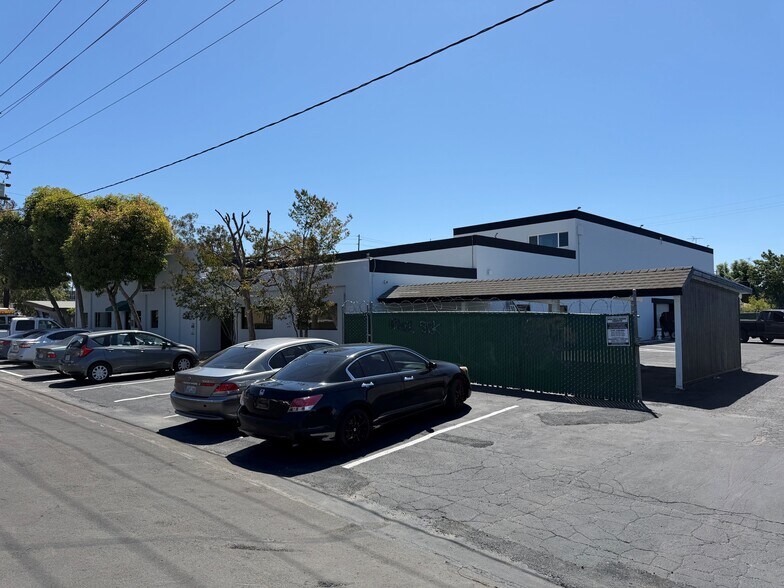 More Photos Of 529 W 4th Ave, Escondido Warehouse For Sale