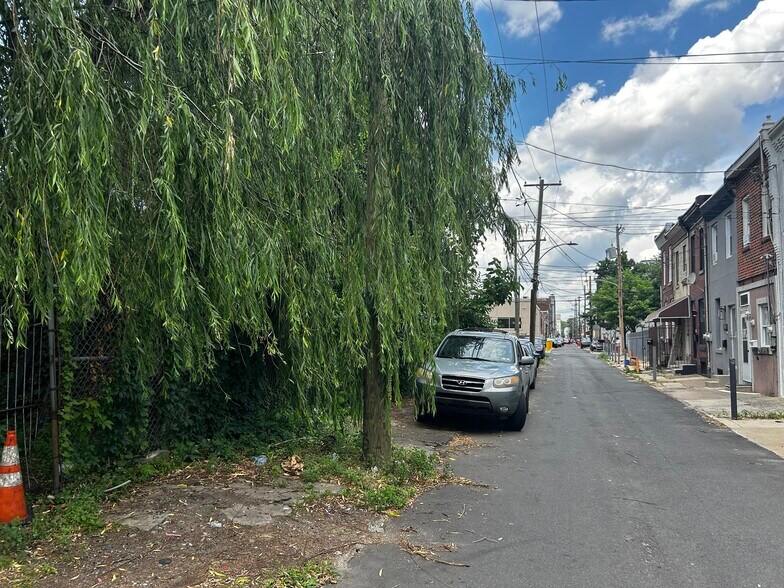 More Photos Of 212 W Diamond St, Philadelphia Land For Sale