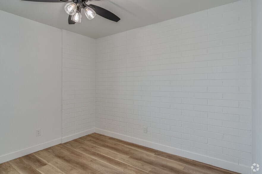 More Photos Of 7320 E Belleview St, Scottsdale Apartments For Sale