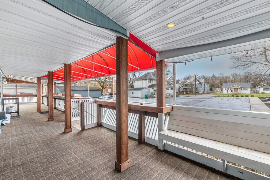 More Photos Of 227 E Cecil St, Springfield Restaurant For Sale