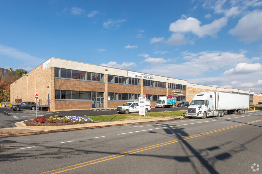 Primary Photo Of 841-881 S Pickett St, Alexandria Warehouse For Lease