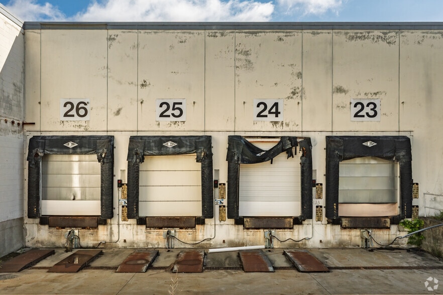 More Photos Of 3811 Kimwell Dr, Winston-Salem Warehouse For Sale