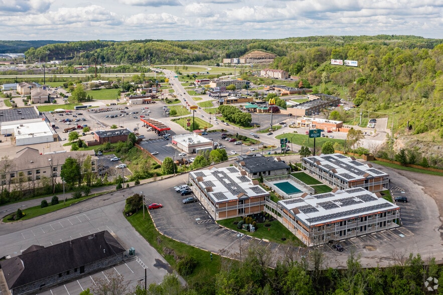 More Photos Of 1945 Southgate Pky, Cambridge Hotel For Sale