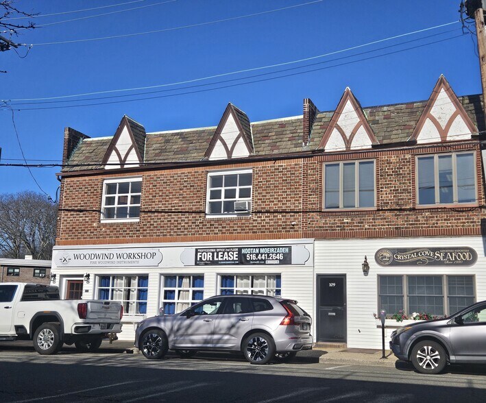 More Photos Of 111-113 S Tyson Ave, Floral Park Office For Lease