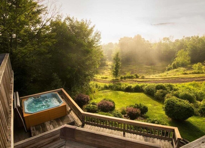 More Photos Of 218 NY-296, Windham Hotel For Sale