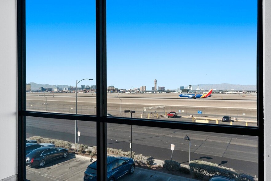 More Photos Of 1405 E Sunset Rd, Las Vegas Restaurant For Sale