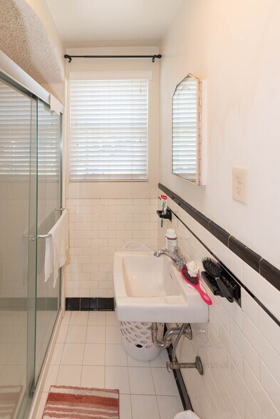 More Photos Of , Arbutus Multifamily For Sale