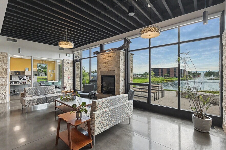 More Photos Of 8831 Windsor Pky, Johnston Office Residential For Sale