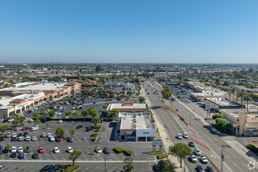 More Photos Of 13200-13220 Harbor Blvd, Garden Grove Unknown For Lease