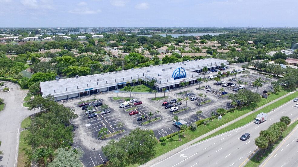 More Photos Of 2901 W Oakland Park Blvd, Lauderdale Lakes Unknown For Lease