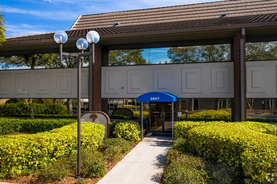 More Photos Of 2807 W Busch Blvd, Tampa Unknown For Lease