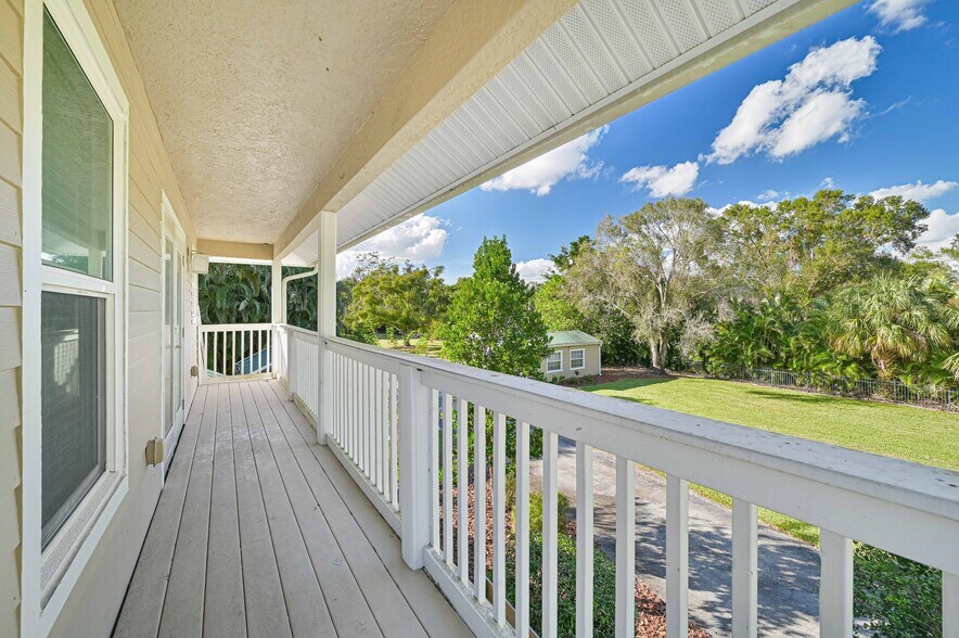 More Photos Of 4240 Ellis Rd, Fort Myers Apartments For Sale