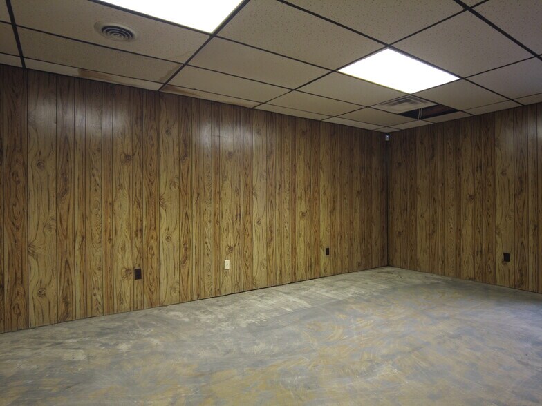 More Photos Of 215-225 S Allison Ave, Xenia Medical For Sale