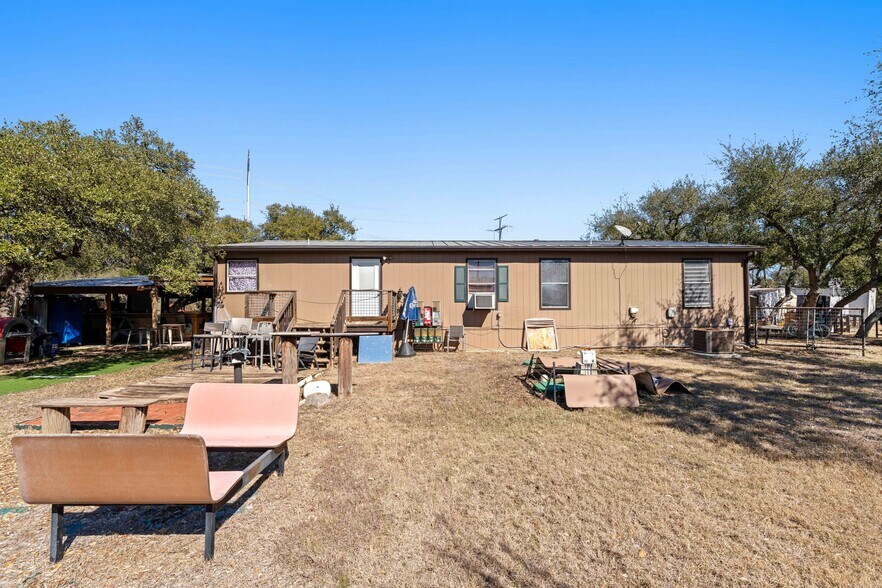 More Photos Of 33855 Blanco Rd, Bulverde Bar For Sale