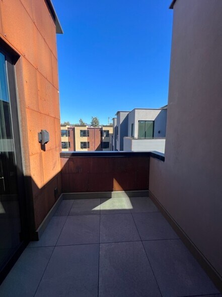 More Photos Of 739-747 Channing Way, Berkeley Apartments For Sale