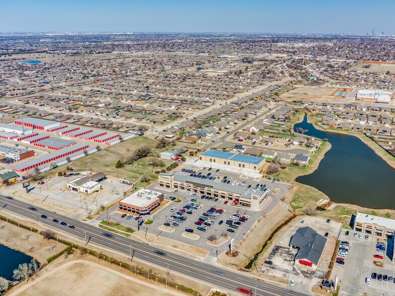 839 SW 19th St, Moore, OK 73160 Industrial For Lease