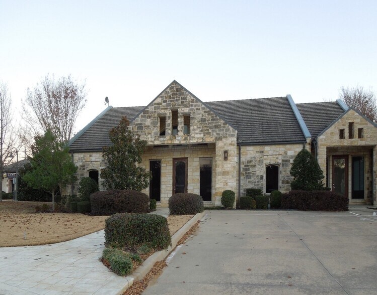 More Photos Of 2 Horizon Ct, Heath Office For Lease