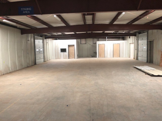 More Photos Of 1136 Louise Rd, Winston-Salem Warehouse For Lease