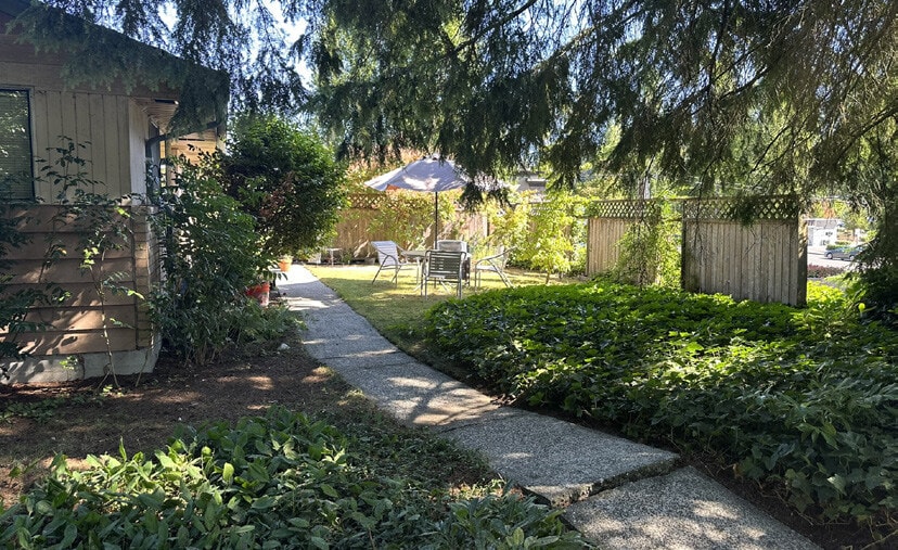More Photos Of 23106 100th Ave W, Edmonds Office For Sale