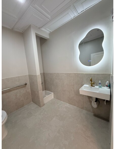 More Photos Of 316-342 Washington St, Weymouth Coworking Space