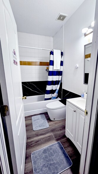 More Photos Of 13610-13612 N 21st St, Tampa Apartments For Sale