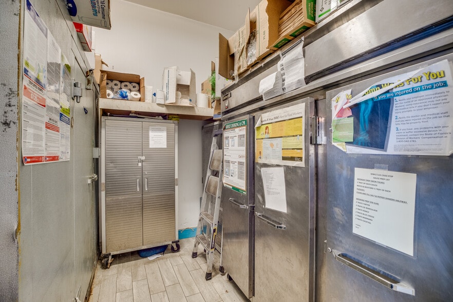 More Photos Of 1550 Indian River Dr, Sebastian Restaurant For Sale