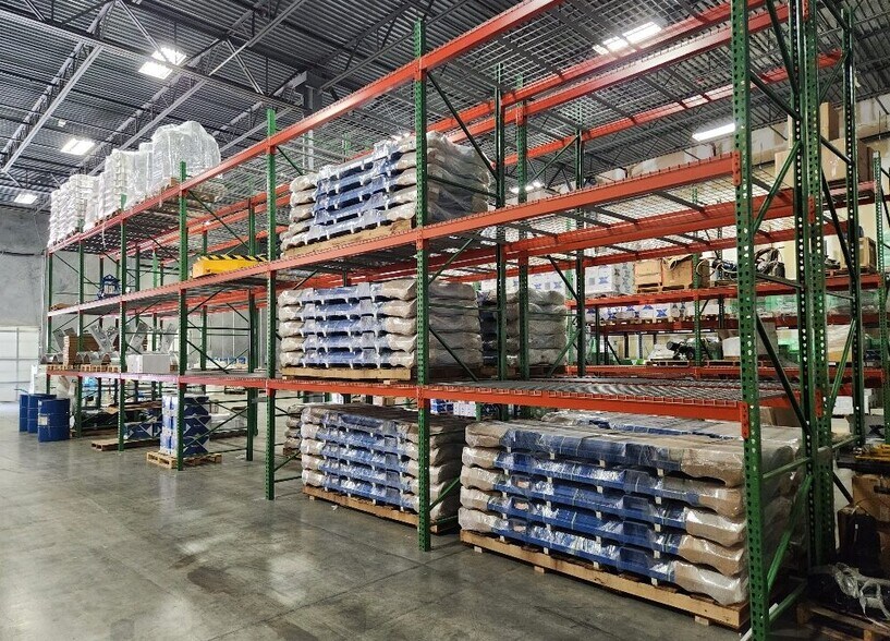 More Photos Of 7606 Whitehall Executive Dr, Charlotte Distribution For Lease