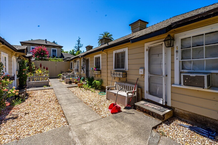More Photos Of 1139 Lincoln Ave, Calistoga Hospitality For Sale