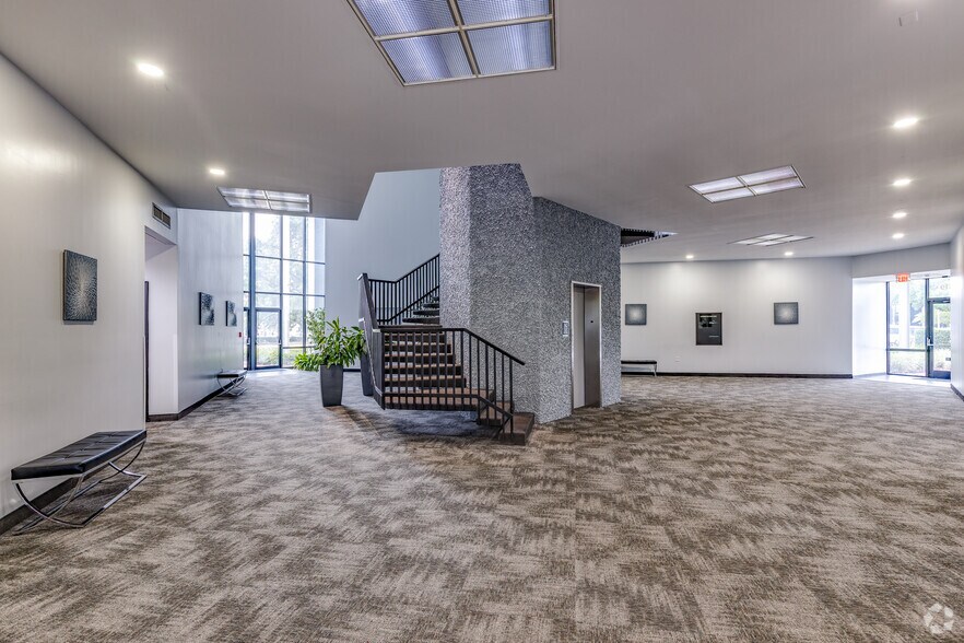 More Photos Of 3191 Maguire Blvd, Orlando Unknown For Lease