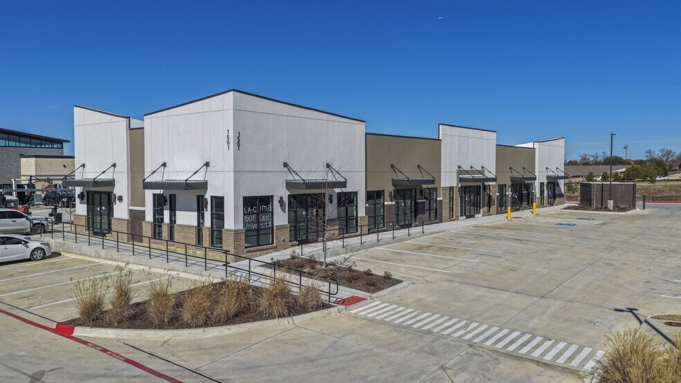 Primary Photo Of 1501 E University dr, Prosper Storefront Retail Office For Lease