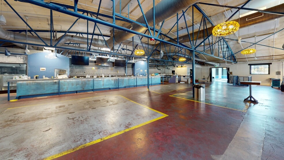 More Photos Of 933 Louise Ave, Charlotte Storefront For Lease