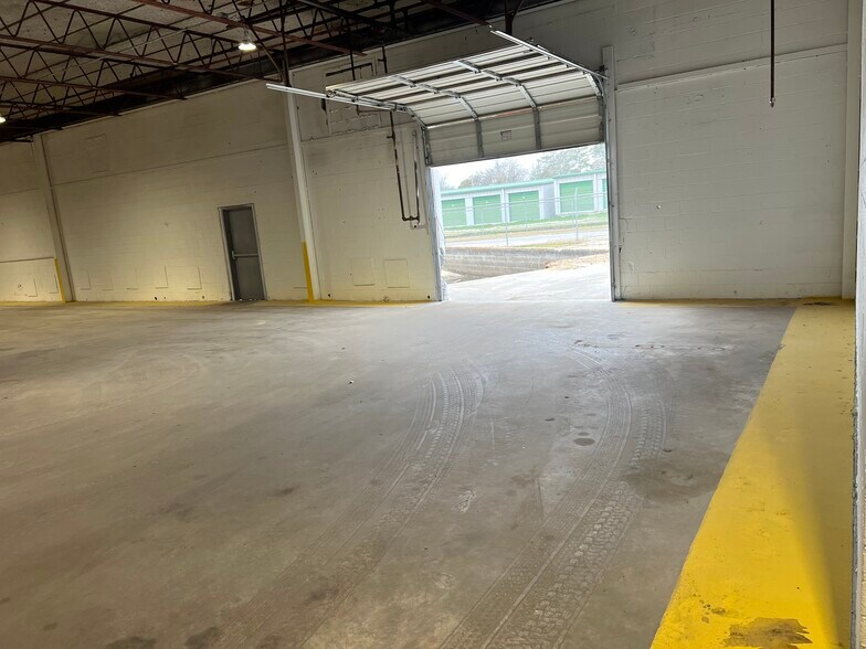 More Photos Of Shocket St @ Sandy St, Fairmont Warehouse For Lease