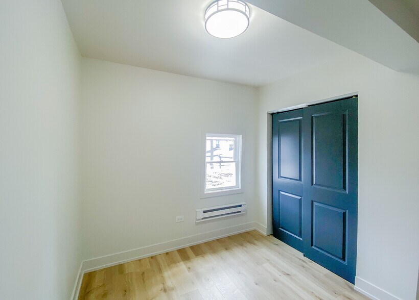 More Photos Of 1131 Erie St, Racine Apartments For Sale