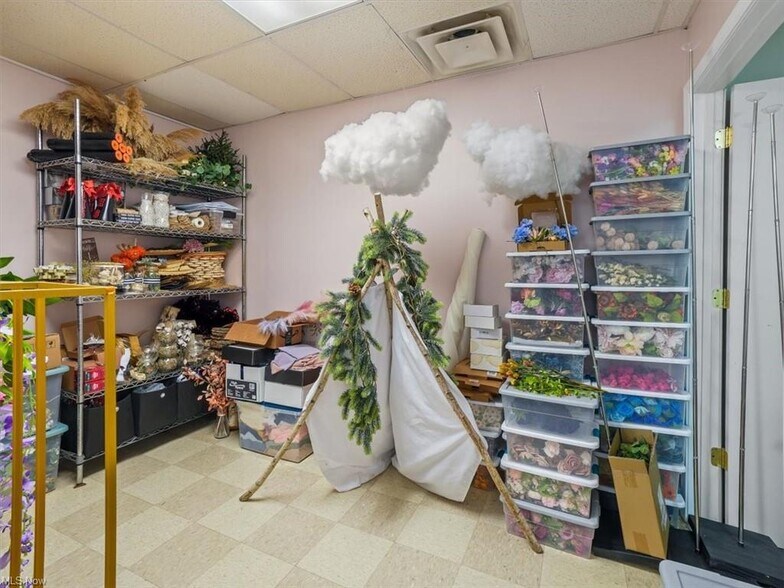 More Photos Of 326 W Main Rd, Conneaut Freestanding For Sale