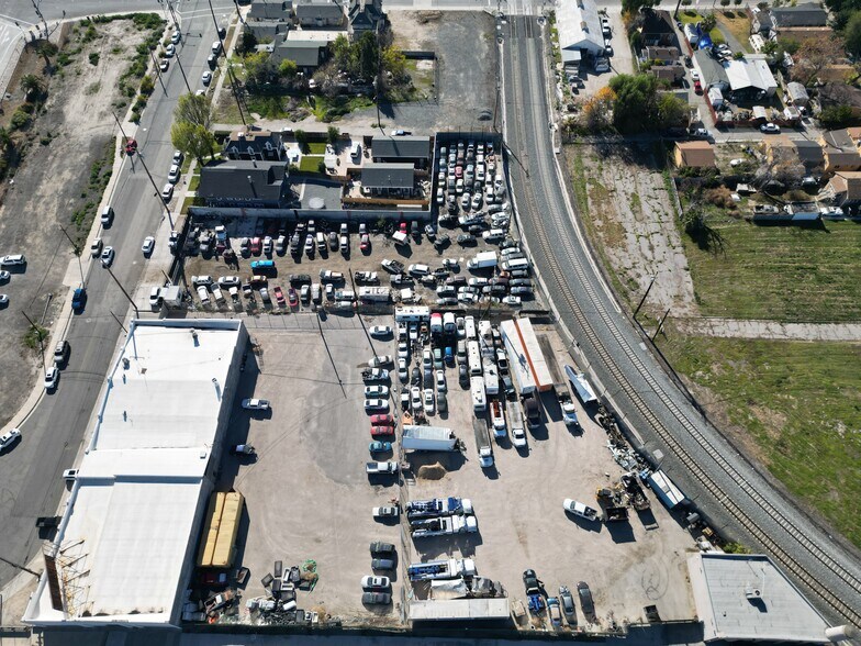 More Photos Of 274 N I, San Bernardino Service For Sale