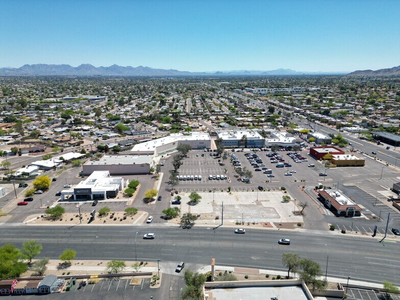 More Photos Of 12821 N Cave Creek Rd, Phoenix Freestanding For Sale